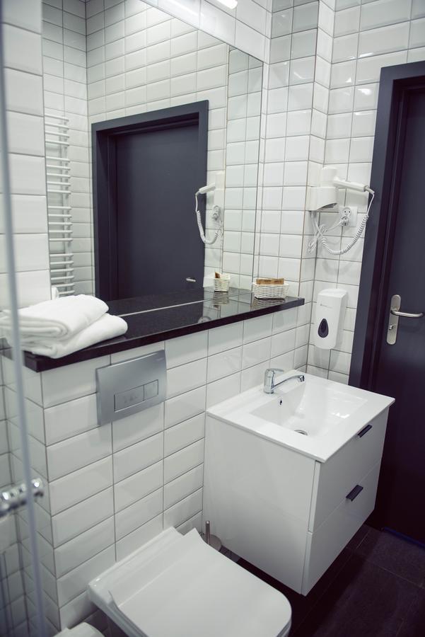 Hotel Turkovia Turek Extérieur photo